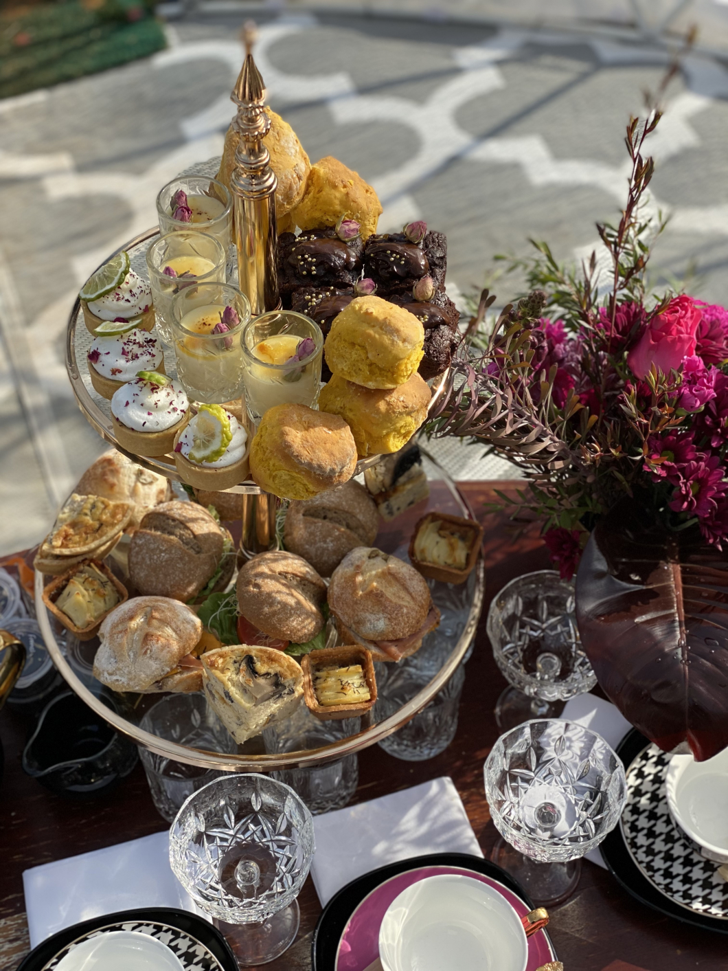 Enjoy high tea at home or at one of The High Tea Mistress's exciting locations. 